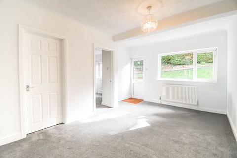 5 bedroom detached house for sale, Abbey Close, Newbury, Berkshire, RG14