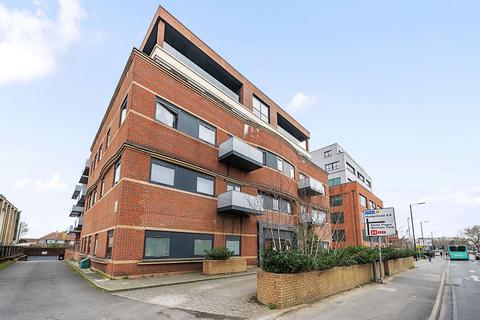 undefined, Bath Road, Slough, Berkshire, SL1