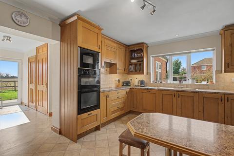 3 bedroom detached bungalow for sale, Hagnaby Lock, Stickney, Boston, PE22