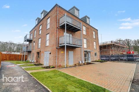 2 bedroom apartment to rent, 13 Orchid Avenue, Harold Hill