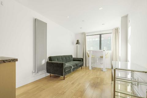 undefined, Millharbour, London E14