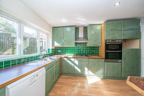 4 bedroom semi-detached house for sale, Woodlands Avenue, Berkhamsted HP4
