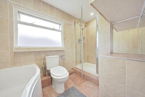 2 bedroom flat for sale, Chatsworth Road, Mapesbury, London, NW2