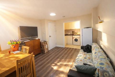 undefined, North Street, Romford, RM1