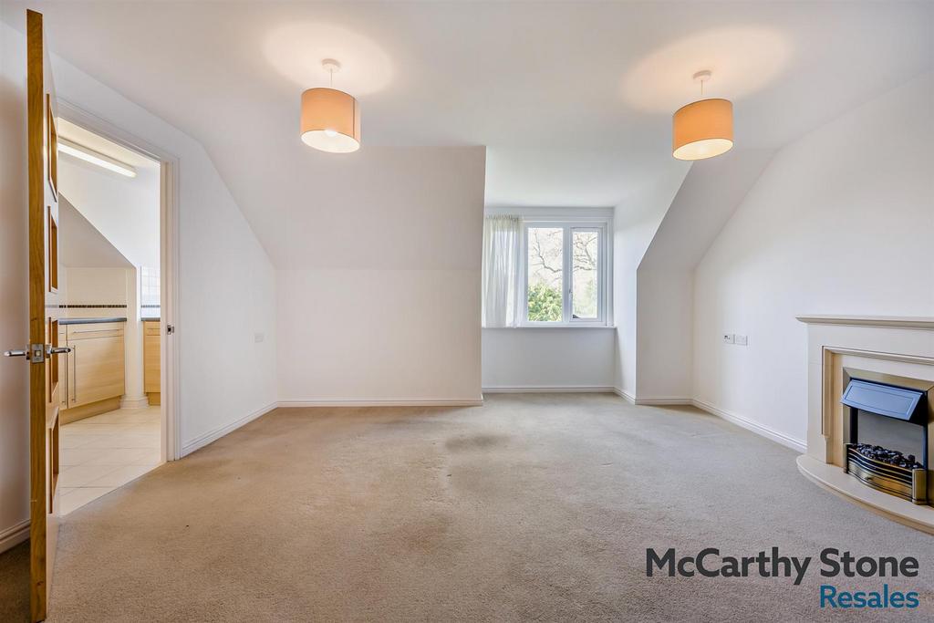 8681627-interior09-800.jpg