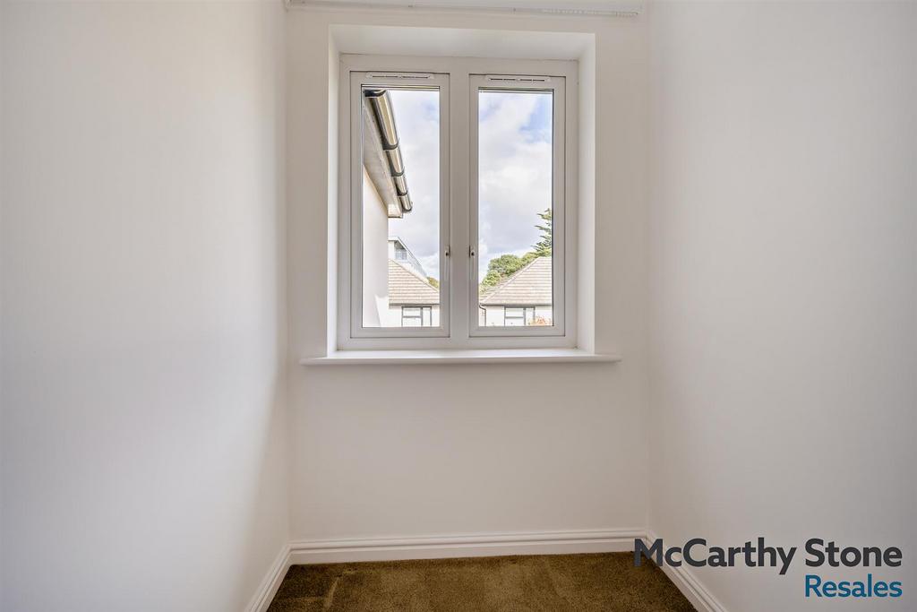 8681627-interior16-800.jpg