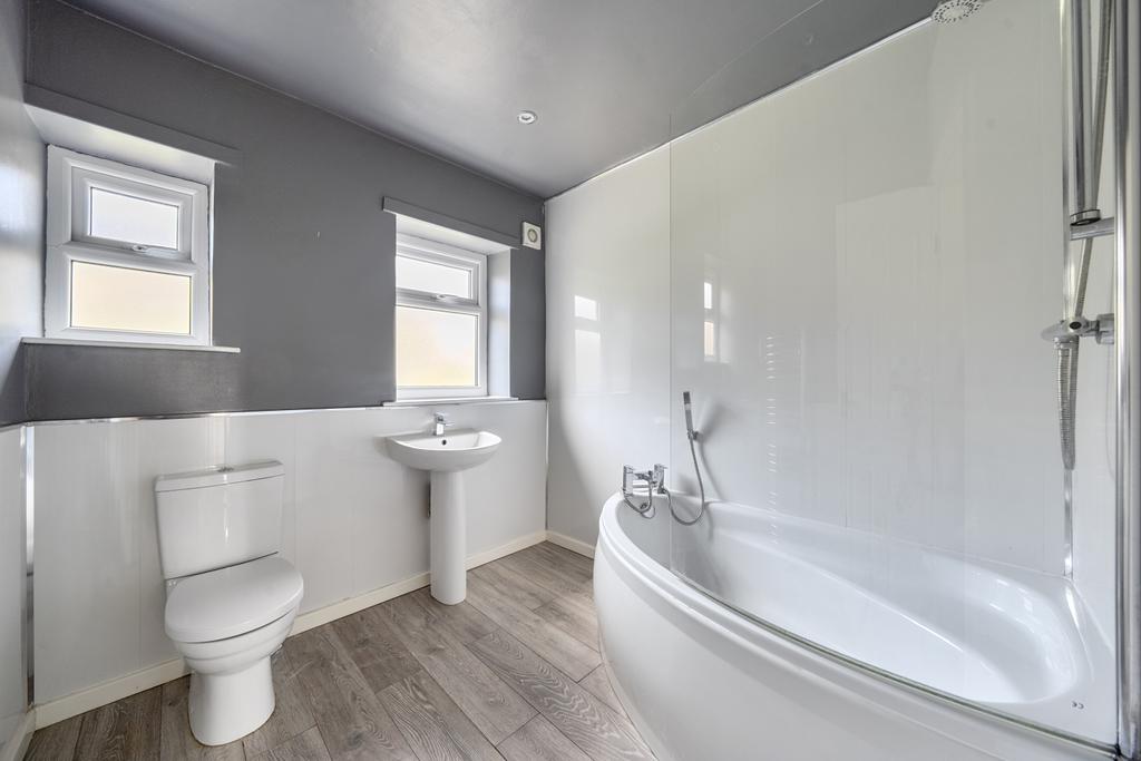 Family bathroom