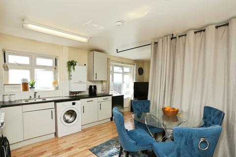 1 bedroom flat for sale, Marston Way, London, SE19