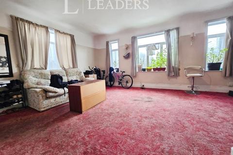 4 bedroom end of terrace house for sale, Portsmouth Road, Cosham, Portsmouth