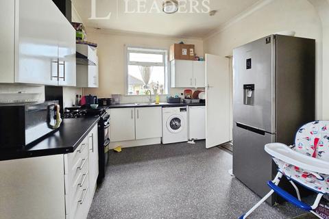 4 bedroom end of terrace house for sale, Portsmouth Road, Cosham, Portsmouth