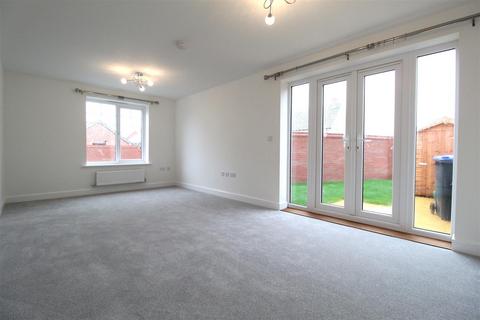 undefined, Buttercup Close, Warwick