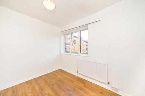 4 bedroom terraced house to rent, Pearscroft Road, London SW6