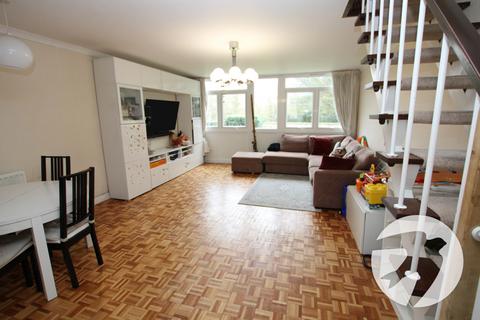 undefined, Tarnwood Park, London, SE9