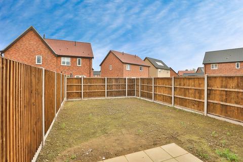 3 bedroom end of terrace house for sale, Greenwood Road, Rackheath, Norwich