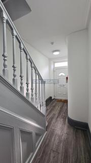 5 bedroom terraced house to rent, Manchester Road, Huddersfield, West Yorkshire