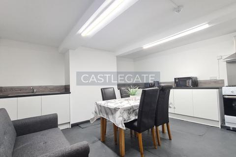 5 bedroom terraced house to rent, Manchester Road, Huddersfield, West Yorkshire