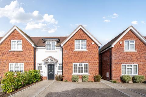 undefined, Ashview Gardens, New Haw, KT15