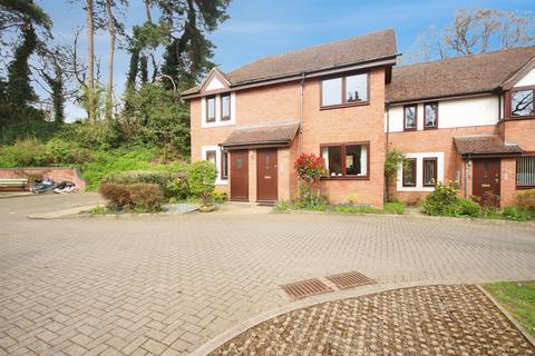 undefined, Garden Court, Warwick