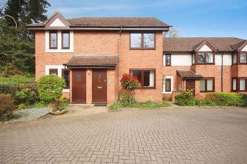 undefined, Garden Court, Warwick