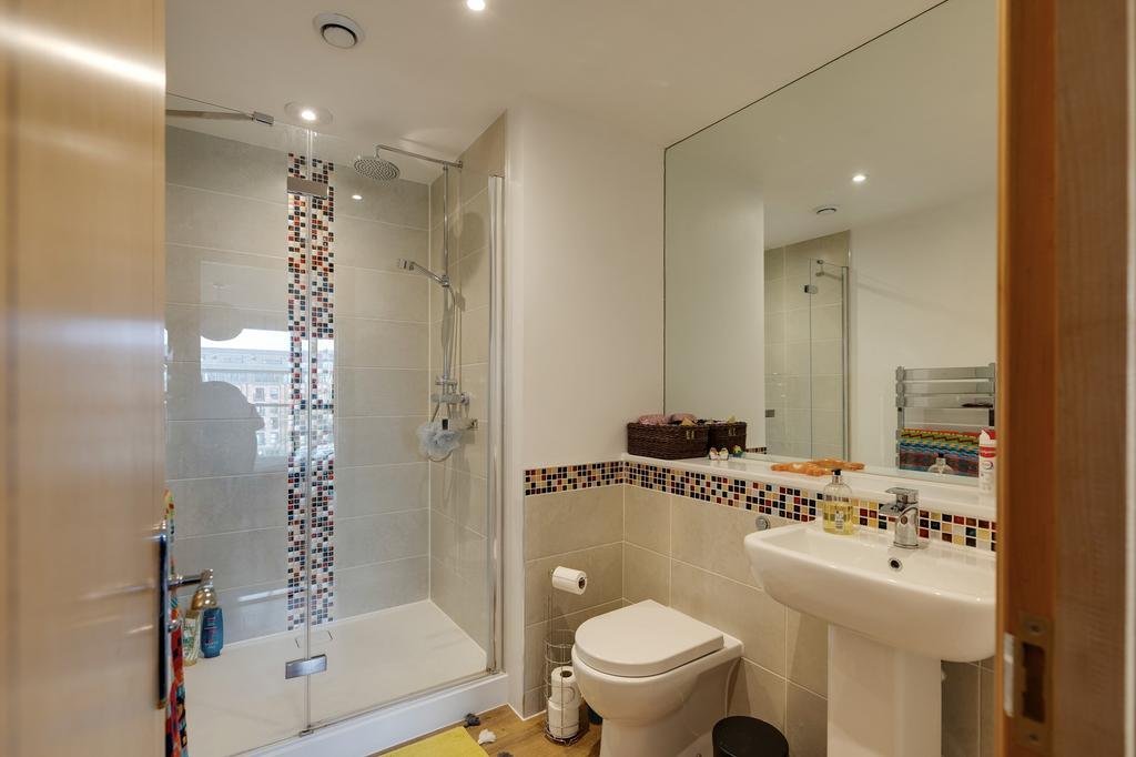 Ensuite Bedroom
