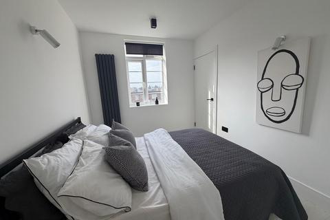 undefined, Croydon CR0