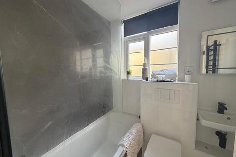 undefined, Croydon CR0