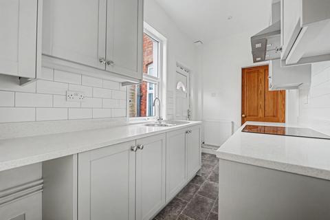 2 bedroom terraced house for sale, Highland Road, Coventry CV5