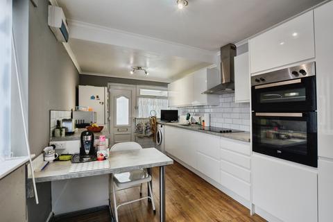 2 bedroom semi-detached bungalow for sale, Richmond Drive, Skegness