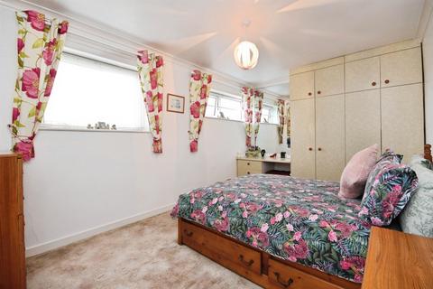 3 bedroom terraced house for sale, Galleywood Road, Great Baddow, CHELMSFORD