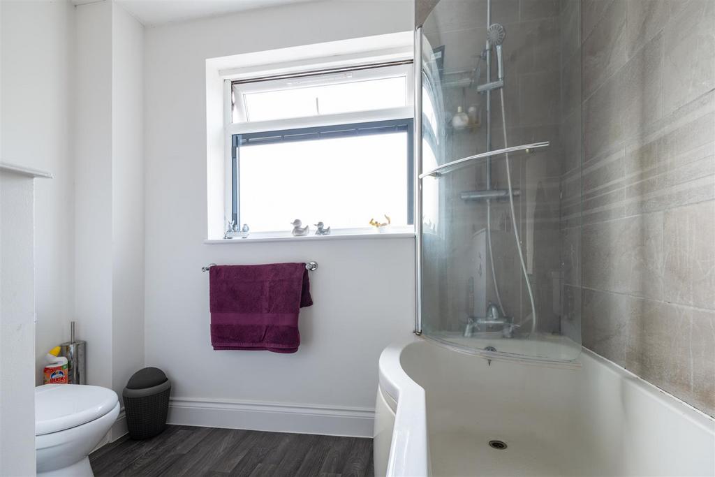 Family bathroom