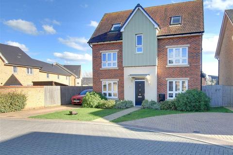 4 bedroom detached house for sale, Askwith Grove, St. Ives