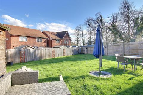 4 bedroom detached house for sale, Askwith Grove, St. Ives