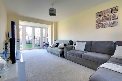 4 bedroom detached house for sale, Askwith Grove, St. Ives