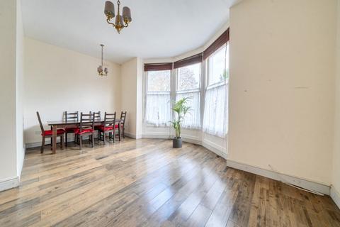undefined, Inglis Court, Creffield Road, Ealing W5