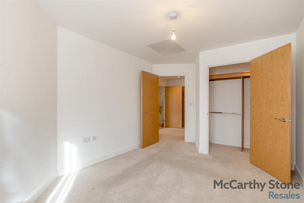 8668378-interior09.jpg