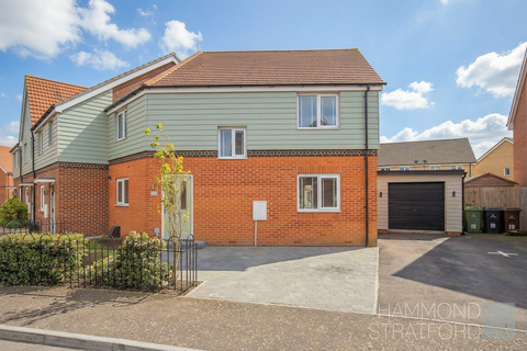 undefined, Finch Road, Attleborough
