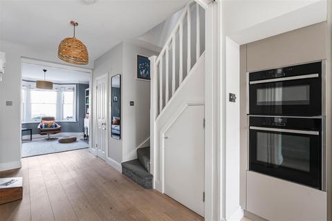 undefined, Willoughby Road, Kingston Upon Thames KT2