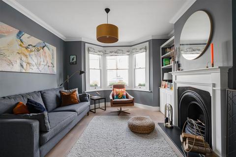 undefined, Willoughby Road, Kingston Upon Thames KT2