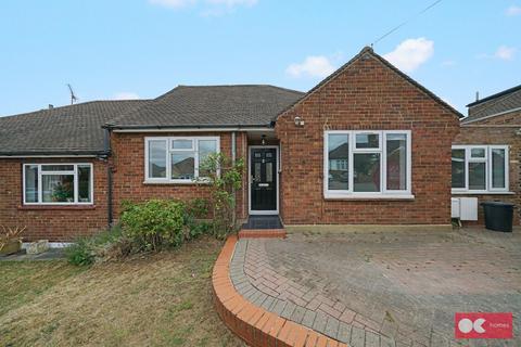 3 bedroom semi-detached bungalow for sale, Mascalls Gardens, Brentwood CM14