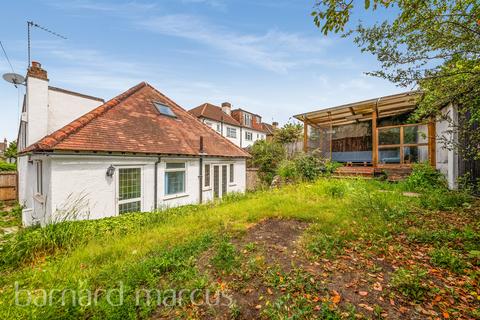 undefined, Epsom Road, CROYDON