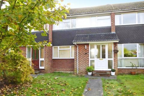 3 bedroom terraced house to rent, Fairwater Drive, Reading RG5