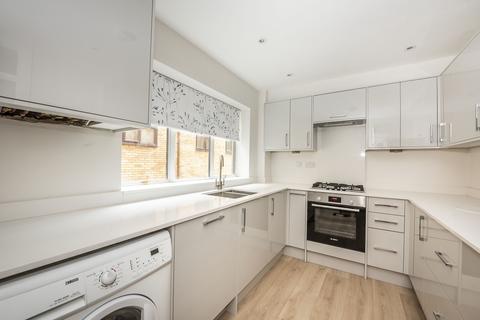 undefined, Worple Road Wimbledon SW19