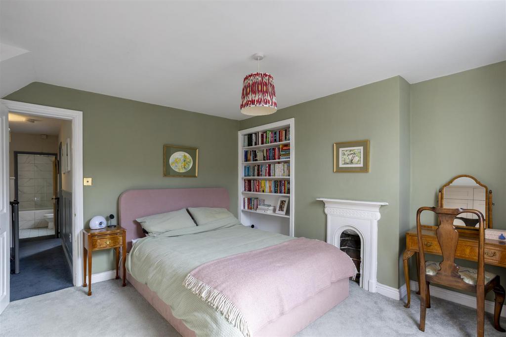 9 Kyme Street  27.jpg