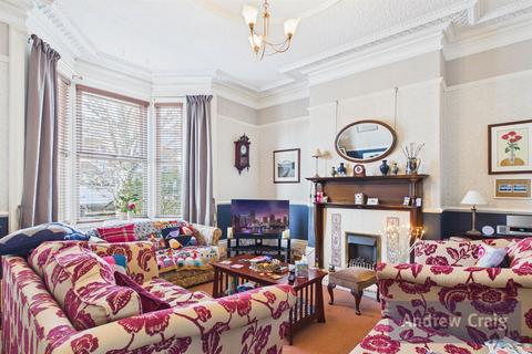 4 bedroom terraced house for sale, Mowbray Road, South Shields