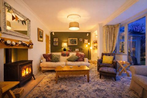 6 bedroom detached house for sale, Ghyll Wood Drive, Bingley, BD16 1NF