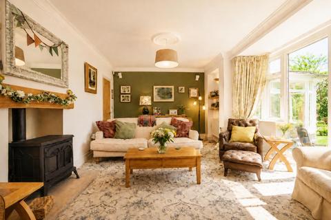 6 bedroom detached house for sale, Ghyll Wood Drive, Bingley, BD16 1NF