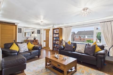 undefined, Mayfair Close, Dukinfield, SK16 5HR
