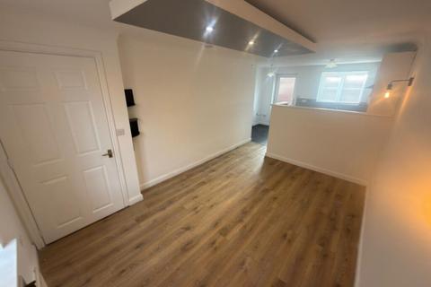 undefined, Holme Bank Close, Bradford, BD4 0QZ