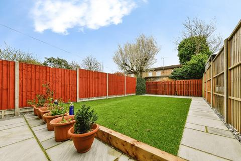 undefined, Canterbury Way, Stevenage, Hertfordshire, SG1