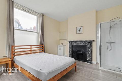 1 bedroom in a house share to rent, Wincheap, CANTERBURY